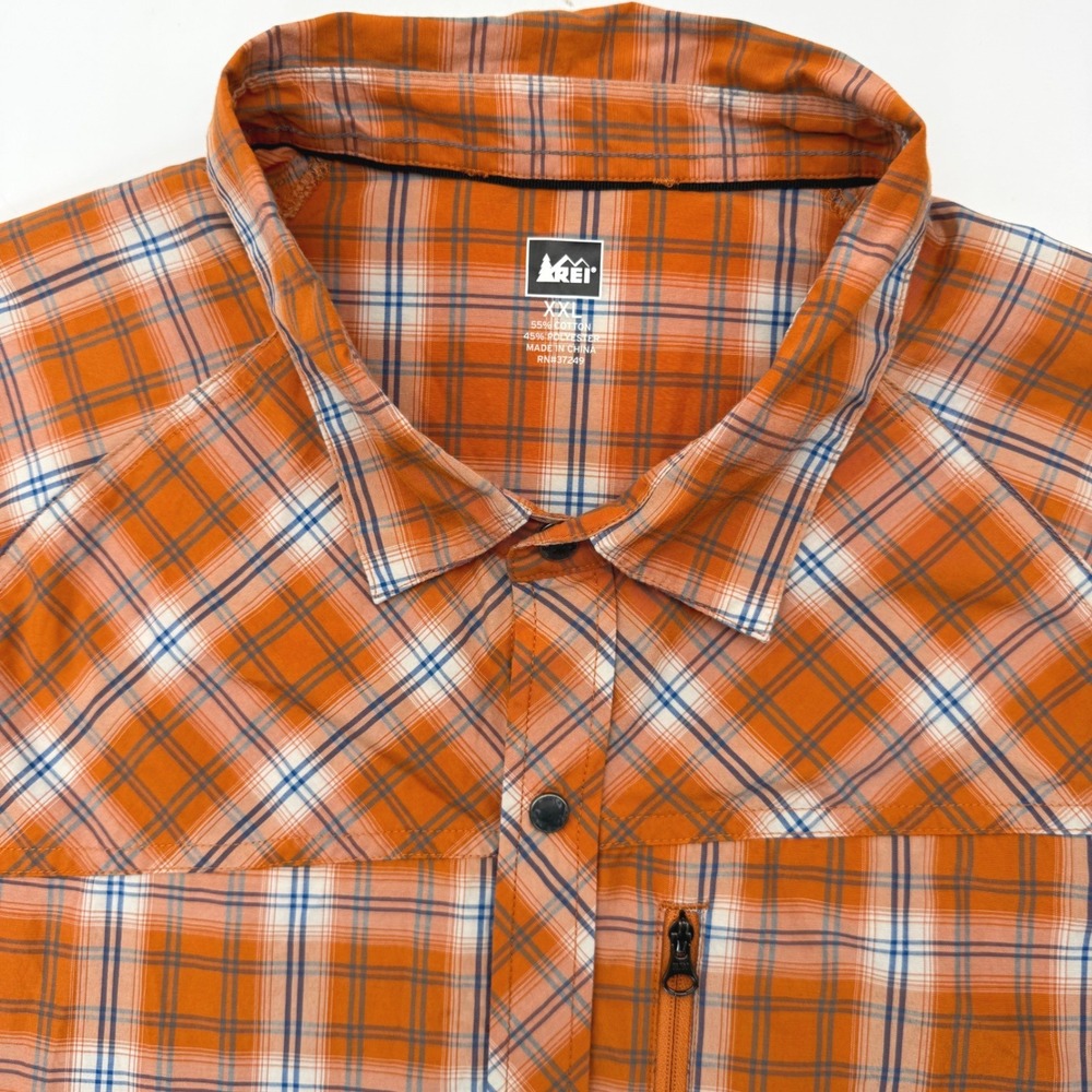 REI Button Down Shirt Mens XXL‎ Orange Plaid Short Sleeve Hiking Snap Front